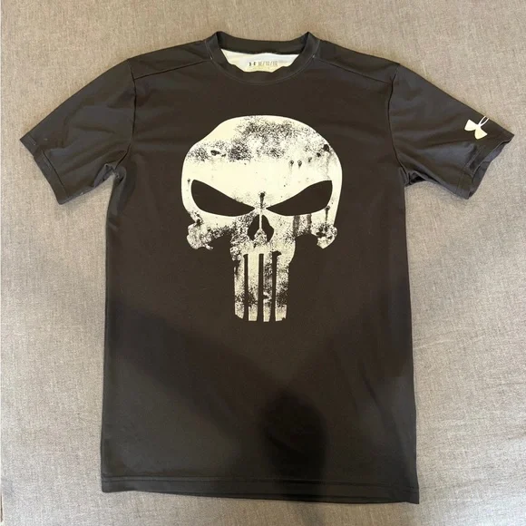 Under Armour Marvel Black Punisher Skull Compression Shirt - Picture 1 of 4